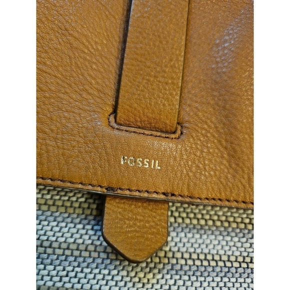 Fossil Textile n Cowhide soft leather crossbody. Beige. Boho. Hippie. Romantic. - Picture 2 of 13